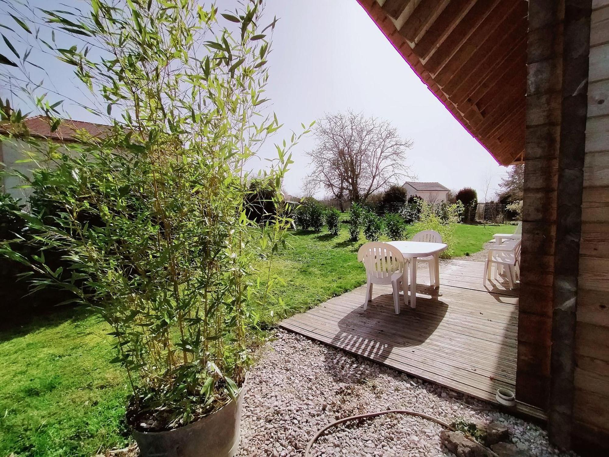 Les Chalets Aux Gites D'Orient Géraudot 外观 照片